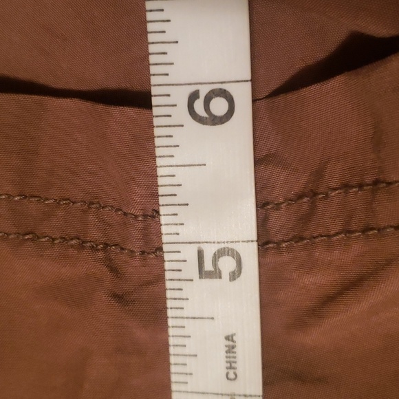 Columbia Women's Brown Shorts - Picture 14 of 14